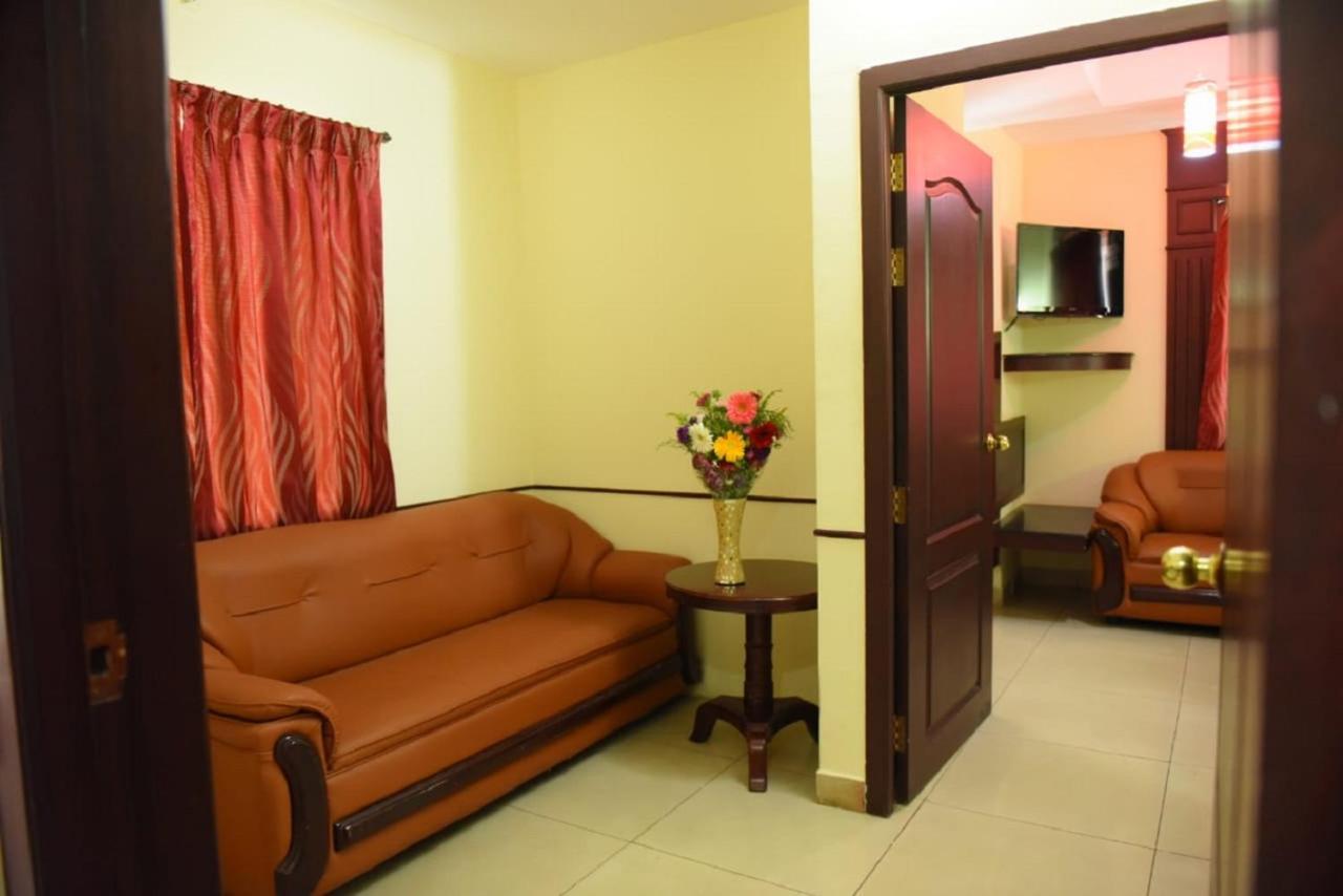 Chendhoor Residency Hotell Tiruchirappalli Eksteriør bilde